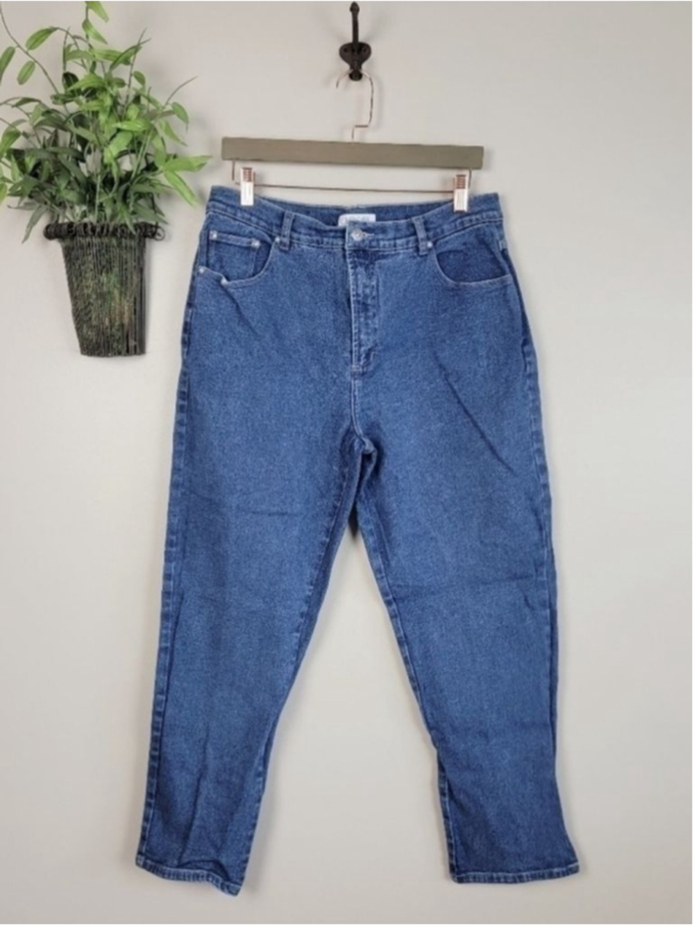 Vintage Cherokee Tapered Leg High Rise Relaxed Fit Medium Wash Jeans